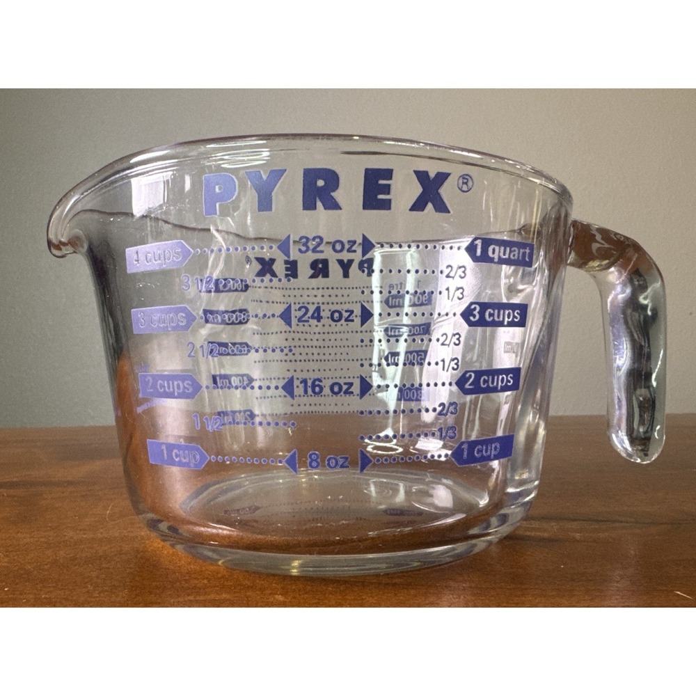 Vintage Pyrex 4 Cup 1 Quart 1000ML Blue Lettering Glass Liquid Measuring Cup USA